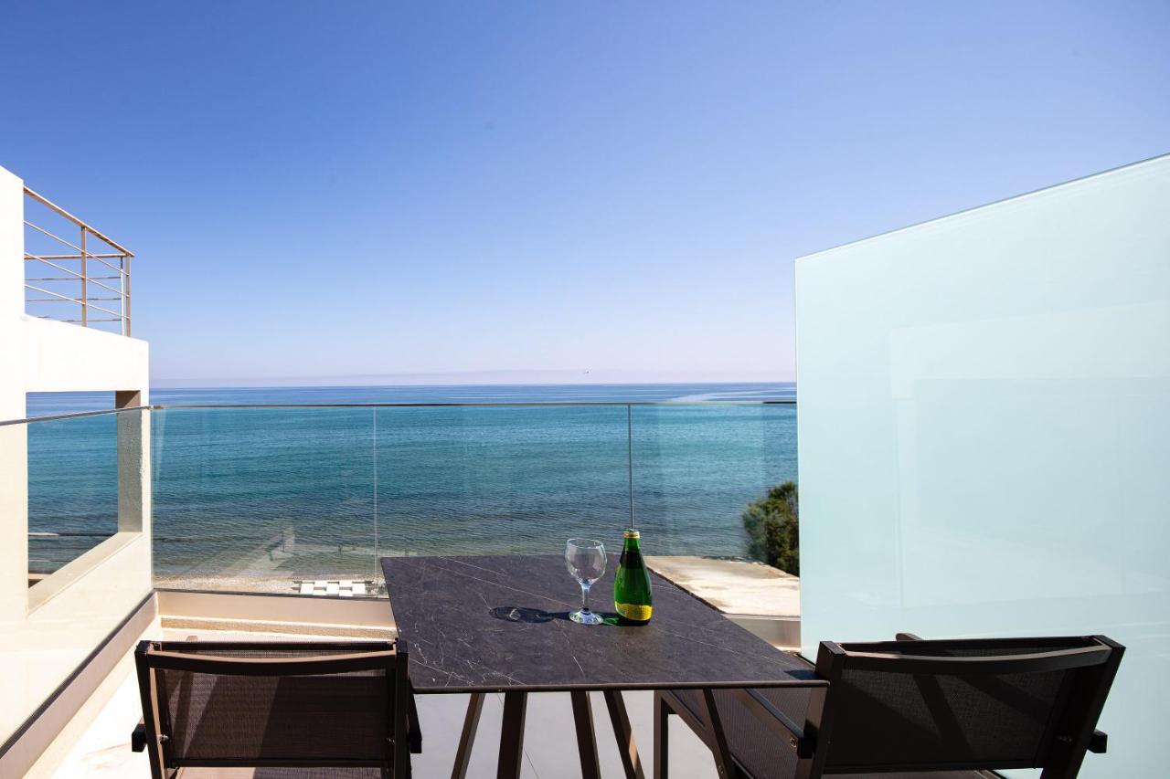 Deux Paradis, A Beachfront Retreat, By Thinkvilla Retimno Zewnętrze zdjęcie